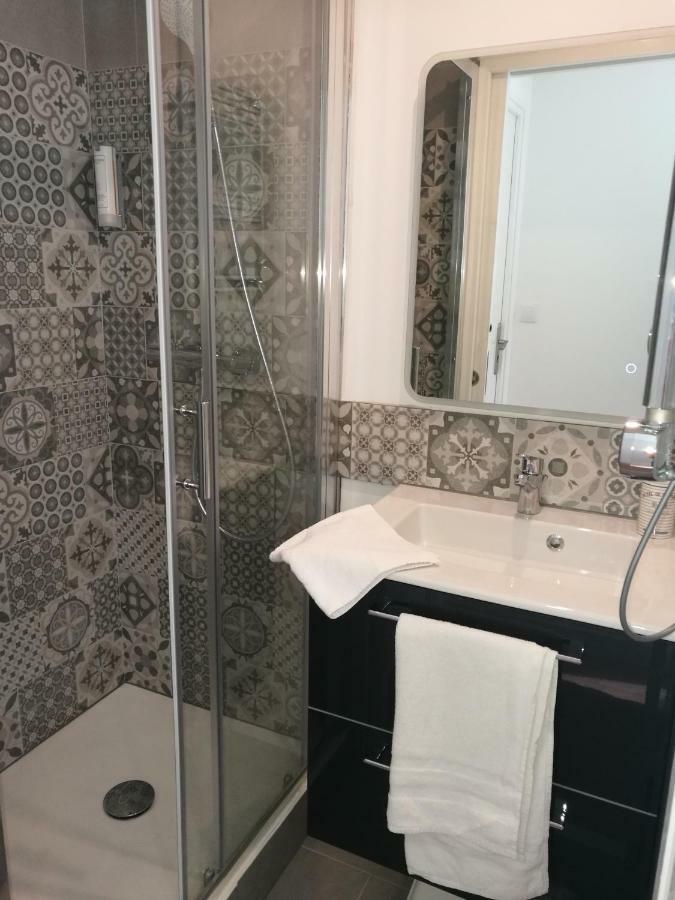 The Clock House, 3 Etoiles Apartamento La Rochelle  Exterior foto